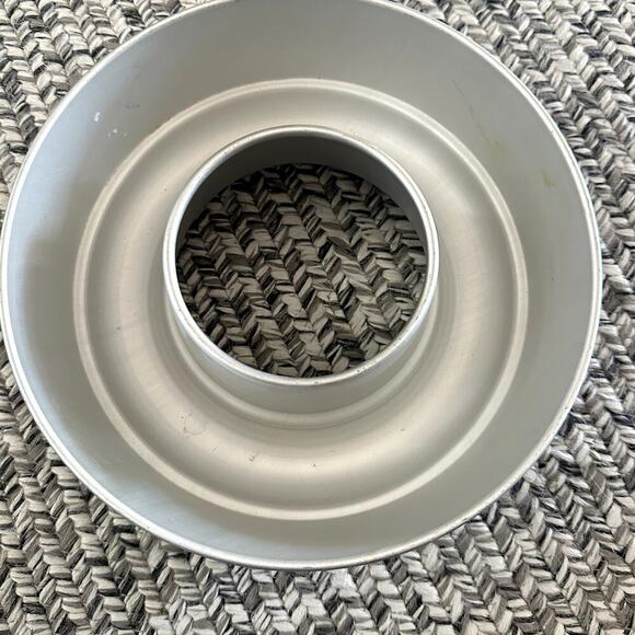 Vintage Mirro Ring Cake Pan Jello Mold M-0729-AM Aluminum 6-1/2 Cup Made in USA - Picture 1 of 7